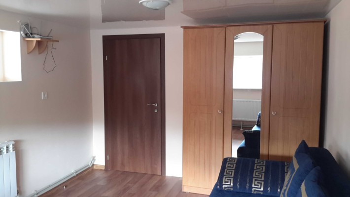 Сдам домик на посёлке Мирный ( по 33 маршруту, тупик) - фото 1