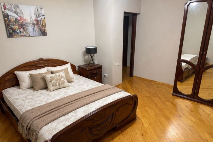 Оренда танхаус біля лісу та метро - фото 1