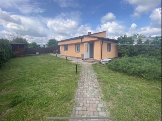 Здається будинок в Малехові Львів