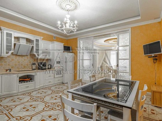 Аренда дома на ул. Садовая Днепровский район Київ