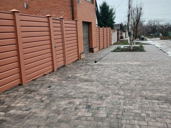 Сдам Таунхаус для 4-7чол. 140м2. Киргизская ( гараж) Харьков