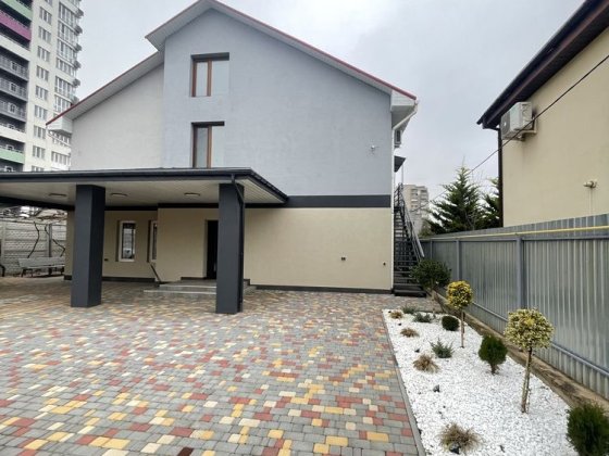 Часть дома на Шишкина Л. Дорога новый дом длительно Одеса