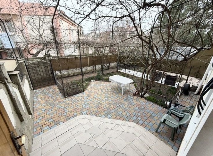 Сдам тёплый и компактный дом с видом на море  в Совиньоне 1 - фото 1