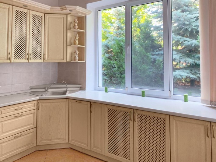 Аренда дома снять дом в Одессе (подвал, бассейн, BBQ) Охрана Одеса - фото 1