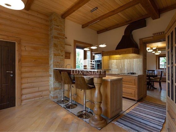 Еко-будинок з каміном, банею, бомбосховищем, 10 хв метро Голосіївська Киев