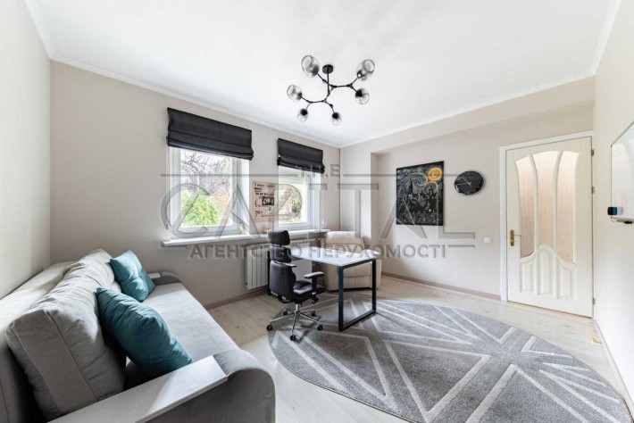 Будинок 300м2/6 соток/3 поверхи, вул. Ломаківська - фото 1