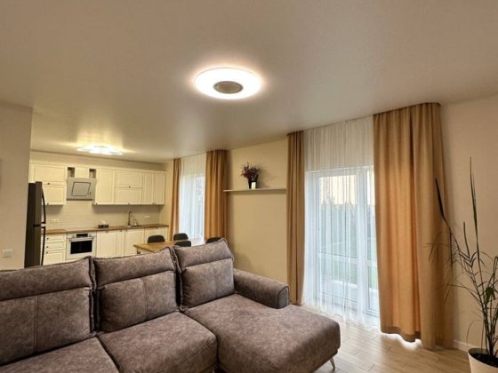 Оренда сучасного дуплексу Боратин