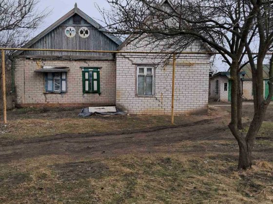 Сдам 4-х км. дом. Можно военные. Рядом река. Животное. Орловщина