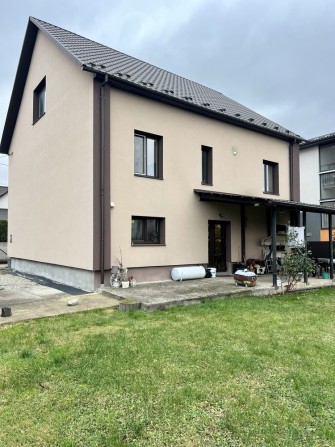 Оренда Будинку в с. Вовчинець поруч Позитрон Каскад Бізон та Велес - фото 1