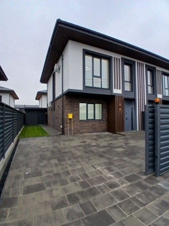 Перша здача дуплекса з власним двориком - фото 1