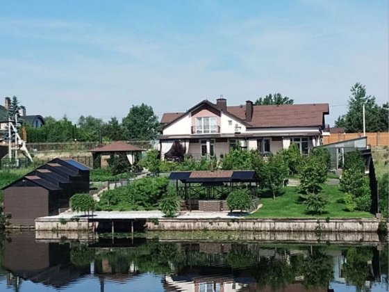 Сдам дом с выходом к воде Осокорки Славутич Вишеньки