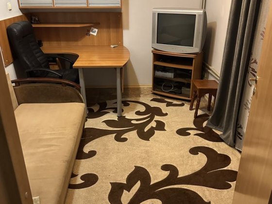 Дом на довгострокову оренду Гореничі