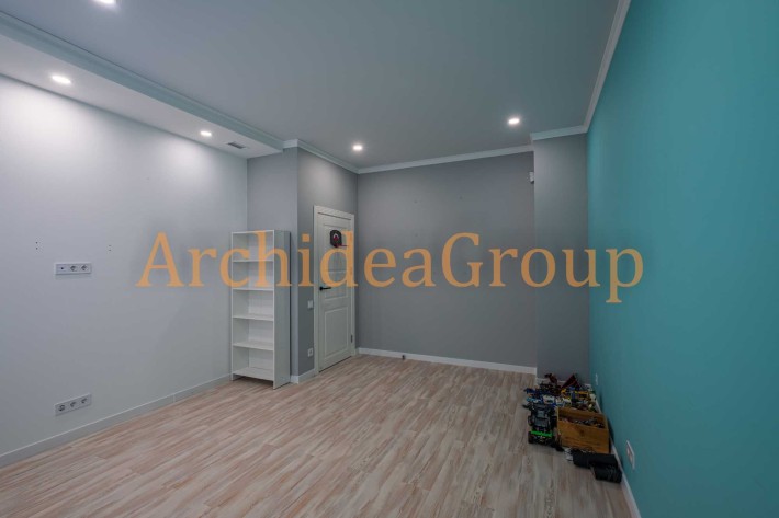 Оренда компактного будинку з басейном , 175 м2, Нові Петрівці - фото 1