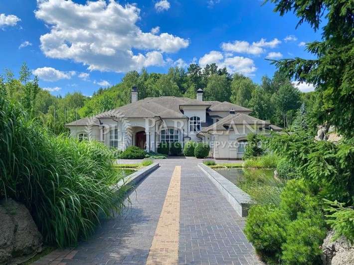 Оренда будинку Лісники. Будинок під горою. 1.3га землі. - фото 1