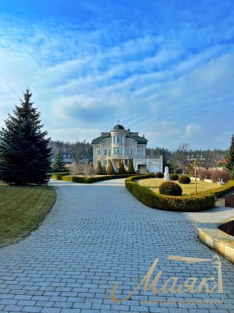 Аренда 4-х этажного дома 800м2, Иванковичи. - фото 1