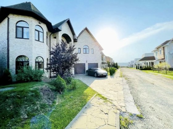 Оренда будинку 288м2 Нові Безрадічі Нові Безрадичі