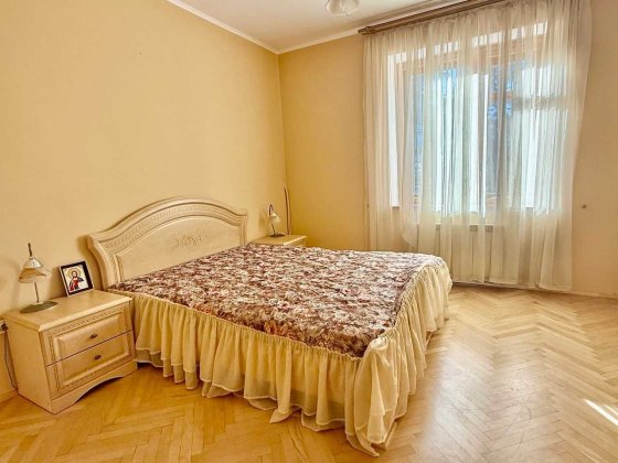 Оренда будинку у Брюховичах біля лісу Брюховичи