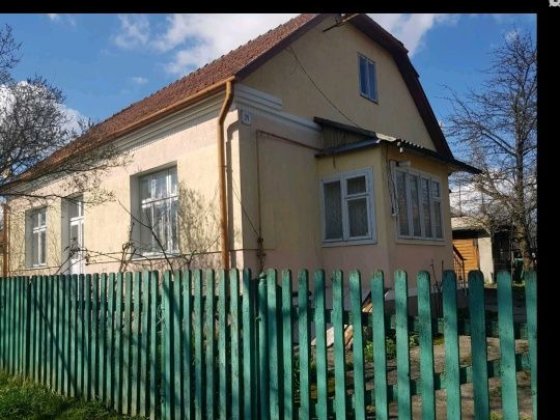 Здається будинок Стебник