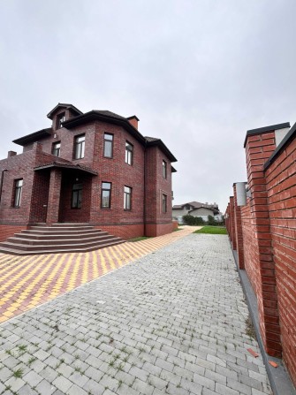 Сдается в аренду уникальный Особняк в жилом массиве «Дайберг» - фото 1