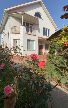 Перша оренда, на рік і більше, 3 спальні, 10хв до пляжу. 2 гаражі - фото 1