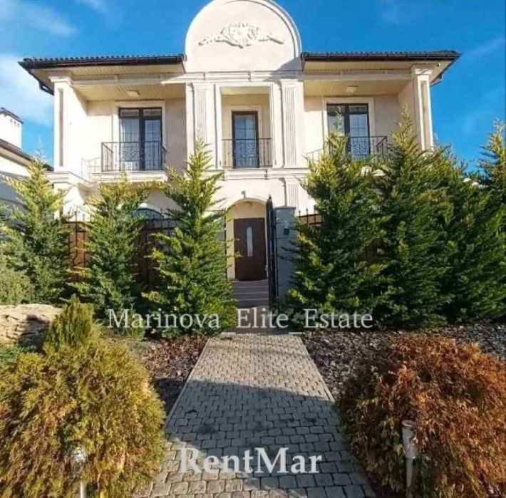 СОВИНЬОН Современный дом 6 спален каждая с санузлом ул Коралловая - фото 1