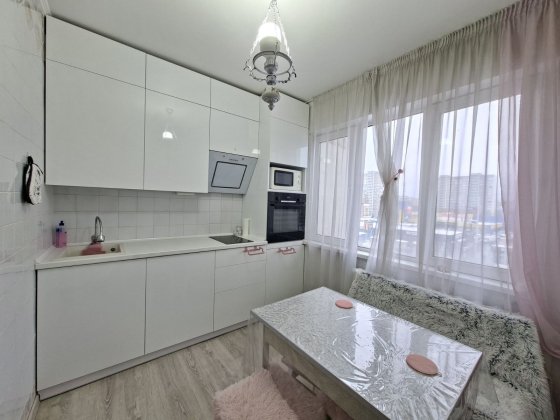 Без % Продаж 2к квартири вул. Рональда Рейгана 9 Киев