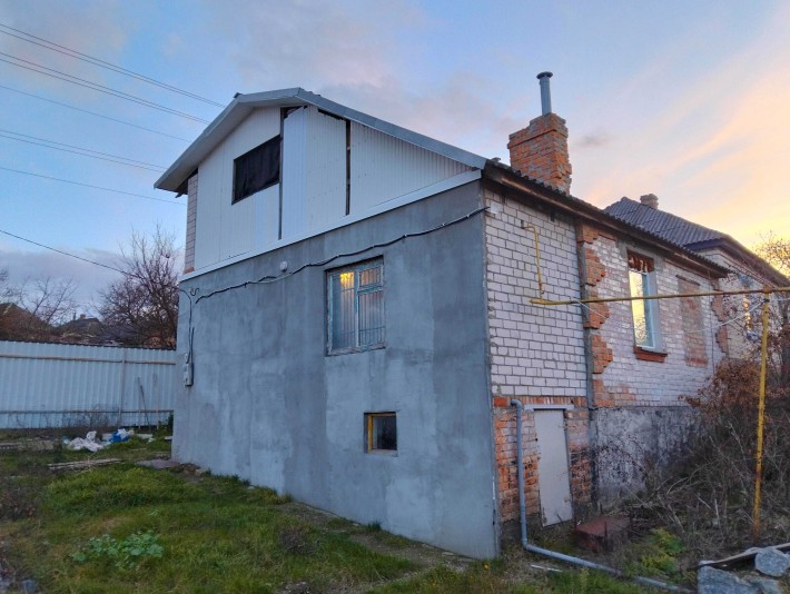 Продам Будинок та земельну ділянку - фото 1