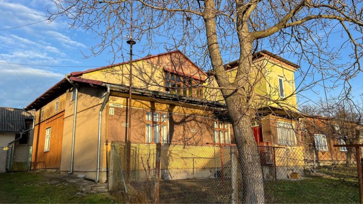 Продається будинок у затишному районі у м. Борислав - фото 1