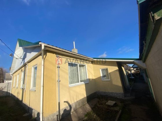 Будинок. Євідновлення. Бам. Кам'янське