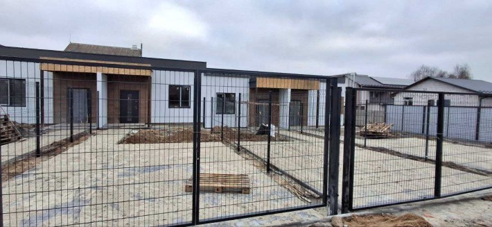 Одноповерховий таунхаус в Гостомелі з переднім окремим двором. єОселя - фото 1