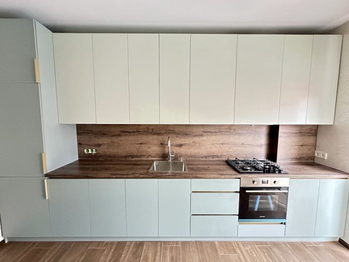 Таунхаус з ремонтом ! Готовий до заселення ! 78 000 $ - фото 1