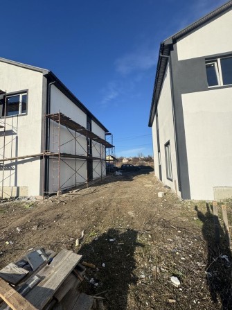 ОКРЕМИЙ БУДИНОК, 158 м², 7.5 соток, Тераса, Балкон - фото 1