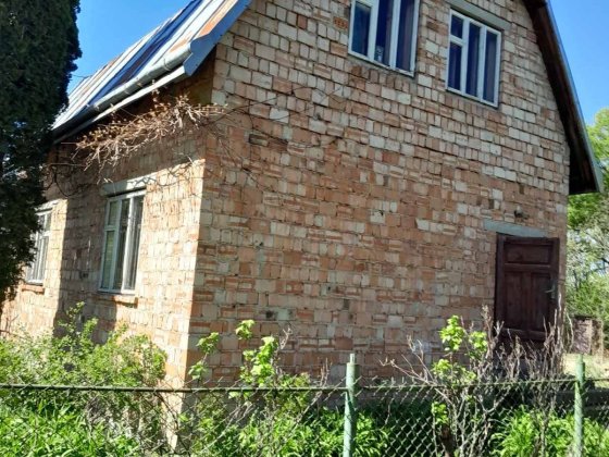 Дачний будинок з ділянкою Дрогобич