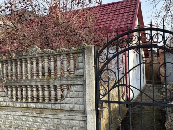 ПРОДАЖ 1/2 будинку м.Здолбунів Здолбунів