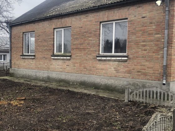 Продаж цегляного будинку Здолбунів