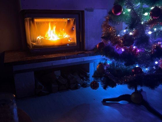 Чудовий кутовий таун в Гостомелі з каміном і газом, дизайн проект Гостомель