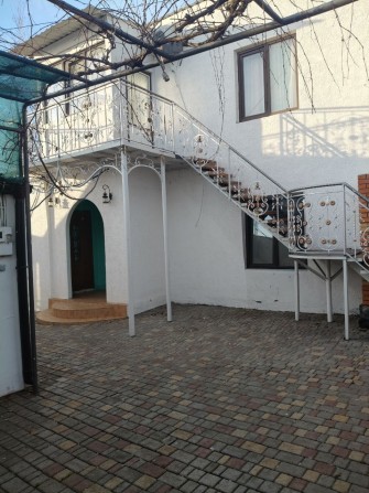 Продам 2комн.дом с ремонтом - фото 1