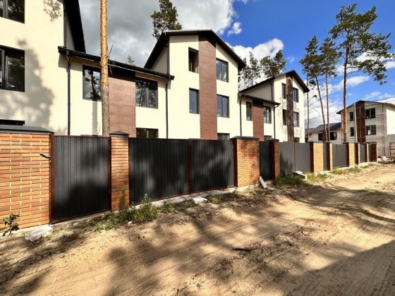 Таунхаус в лісовій частині. Гостомель