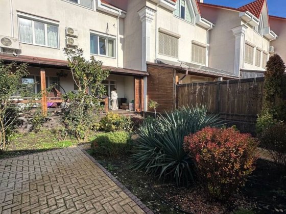 Таунхаус в елітному ЖК Олександрійський Черноморск