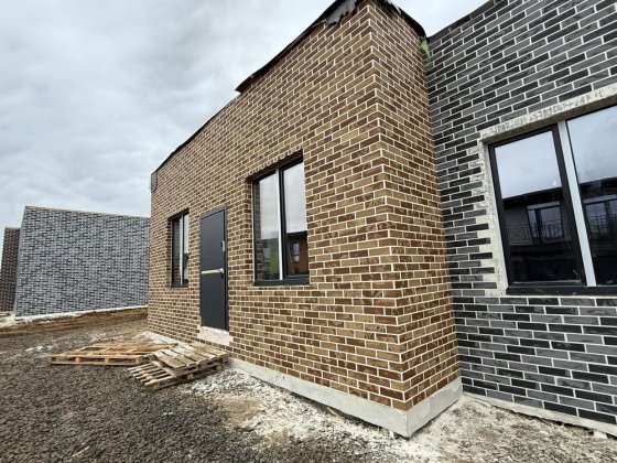 Продається будинок 56 м2 у сучасному котеджному містечку з двориком. Гостомель