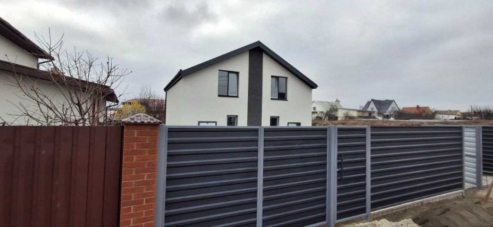 Дуплекс з хорошою ділянкою біля озера - топ пропозиція! +Штукатурка - фото 1