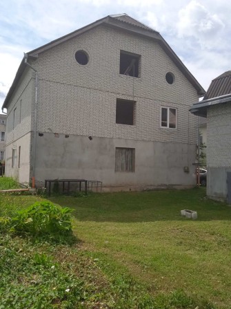 Особняк, хата, власне житло - фото 1