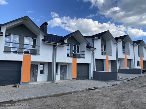 Продаж нерухомості, будинки, танхаузи Каменец-Подольский