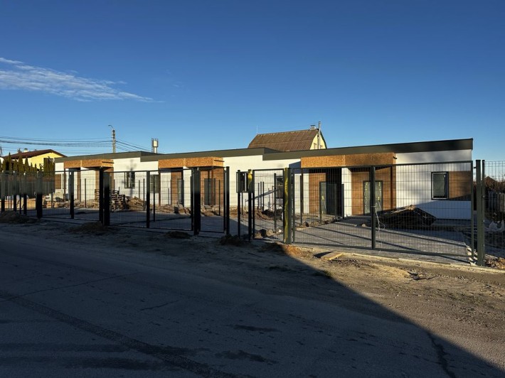 Продаж таунхауса в Гостомелі з ділянкою 2 сотки - фото 1