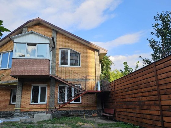 Продам  дом в Коцюбинском Коцюбинское