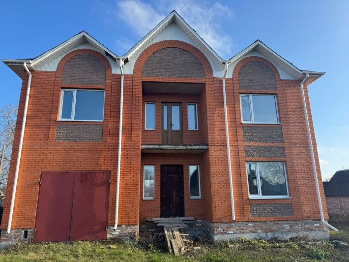 Будинок (центр міста, тихий спокійний район) - фото 1