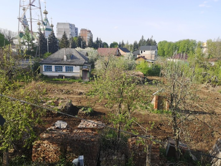 Будинок з ділянкою 15 сот. під будівництво (стадіон) - фото 1