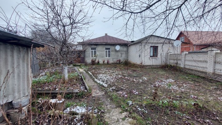 Продам частину будинку. Вул.Сагайдачного,7а. - фото 1