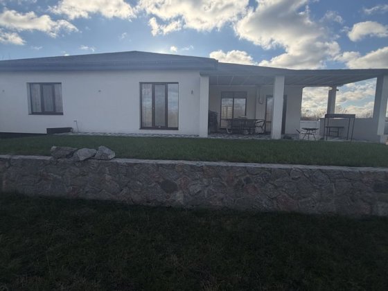 Житловий будинок на березі річки у м.Миргород Миргород