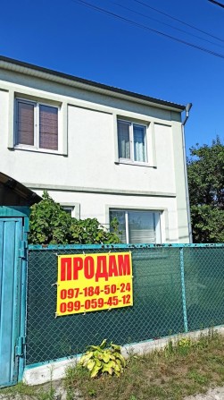 Продам двоповерховий будинок в Новоселівкі - фото 1